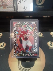 Panini Select #223 Patrick Mahomes II Club Level Zebra Prizm KC Chiefs 2024 - Imagen 1 de 3