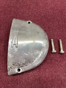 1968 - 1970 YAMAHA DT1 250 OIL PUMP COVER with BOLTS *** 233-15416-00 - Picture 1 of 5