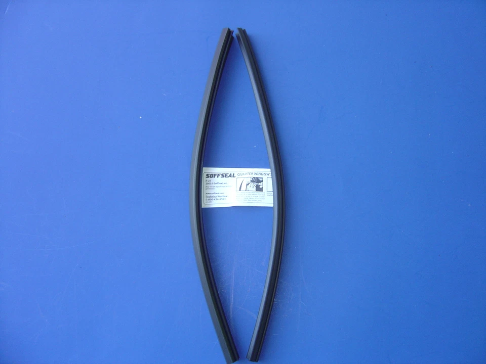 1958-61-62-63-1964 OLDSMOBILE QUARTER WINDOW SEALS-2 DR HARDTOP & CONVERTIBLE   Foto 1 de 2