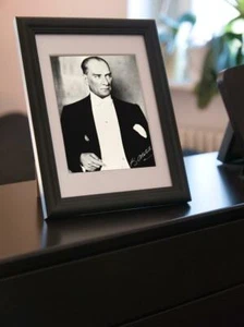 Repro-Autogramm - Mustafa Kemal Atatürk - Gerahmt - Bild 1 von 2