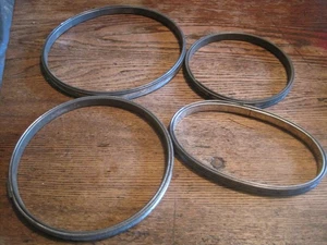 VTG LOT OF 4 Metal Embroidery Hoops-Cork&Spring Tension-ROUND&OVAL - Picture 1 of 4