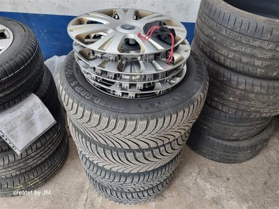 Winterreifen mit Felgen 205 60 R16 Ford Tourneo M&S M+S Schneeflocke - Bild 1 von 4