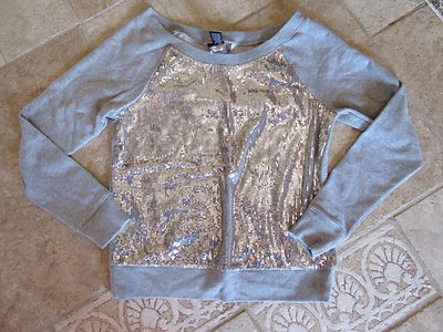 MODA International NUEVA S Sudadera de Vestir Gris Adornada Suave Bonita $79 Foto 1 de 4