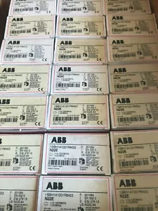 Relé de contacto ABB 1SBH141001R8422 4P Ith = bobina 16A N22E 110-120V 50/60hz - Imagen 1 de 2