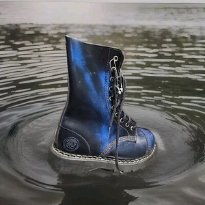 NIB! Grinders Made in England Stag10 Eyelet Boots Blue RubOff Size UK 4 US 6 Vtg - Picture 1 of 9