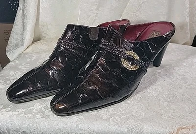 Mules Brighton "Rico" Mujer Marrón Cocodrilo Charol Talla 8.5 M Foto 1 de 4