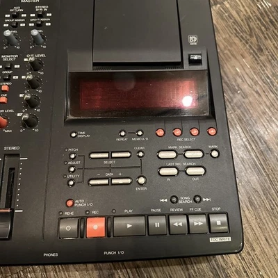 Yamaha MD4 MTR Multitrack MD Data mini disc Recorder Tested Used From Japan - Image 1 of 4