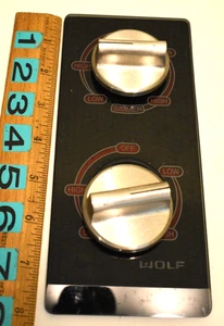Wolf Natural Gas 2 Burner Cooktop Glass Faceplate and 2 Knobs Parts - Picture 1 of 5