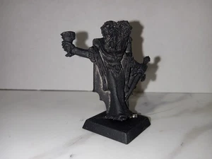 Warhammer Fantasy Isabella Von Carstein - Metal - Primed - Picture 1 of 3