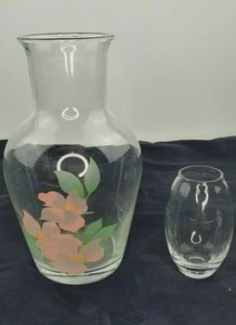 Jarra de agua de vidrio pintada a mano vintage para cabecera - Imagen 1 de 5