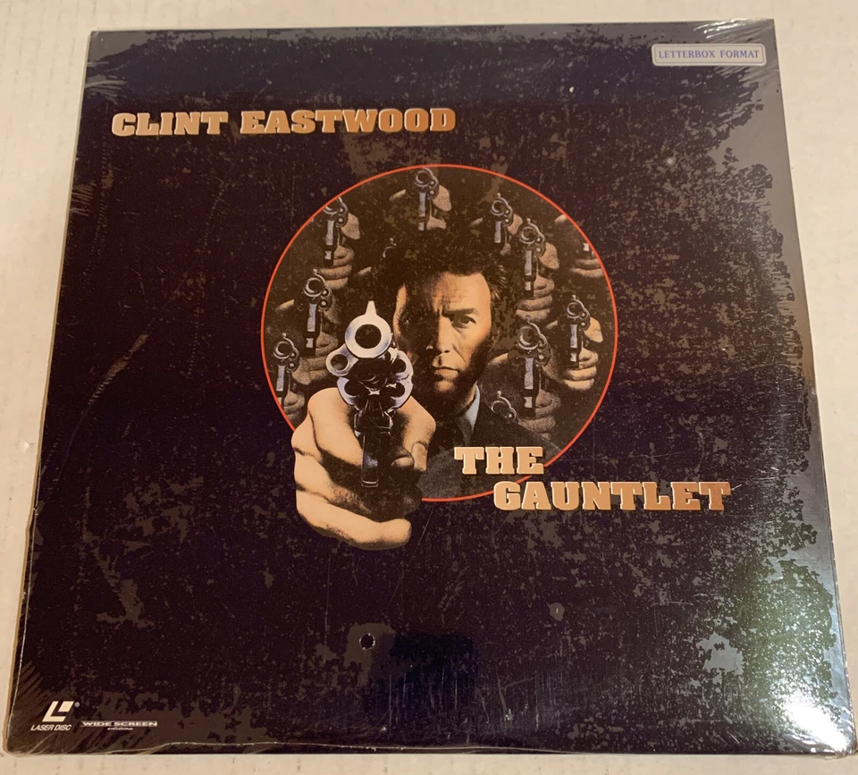 The Gauntlet; CLINT EASTWOOD & SONDRA LOCKE; DIGITAL LASER VIDEODISC 1977 Foto 1 de 1