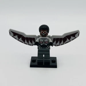 LEGO Marvel Super Heroes: Falcon Minifigure - Light Bluish Gray - sh0261 - Picture 1 of 4