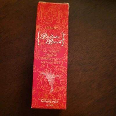 Bálsamo labial tropical de playa balística Perfectly Posh  Foto 1 de 4