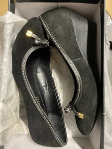 NWB: Ralph Lauren Bernee Suede Heeled Slip on Wedge Pump Black Women's sz 7 - Picture 1 of 2