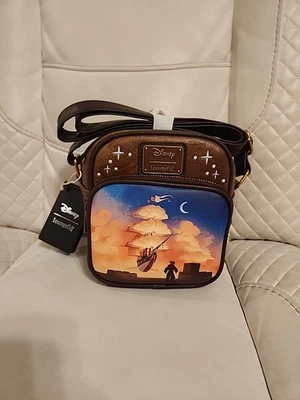 Bolso Bandolera Loungefly Disney Treasure Planet RLS Legacy Portrait Foto 1 de 4
