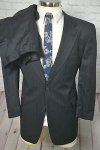 Hart Schaffner Marx Mens Gray Pinstripe Pleated 2 Pc Suit 44S Jacket 40x29 Pant