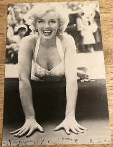 2002 Marilyn Monroe Postkarte - Vintage 4" x 6" Schwarzweiß Foto - Bild 1 von 3