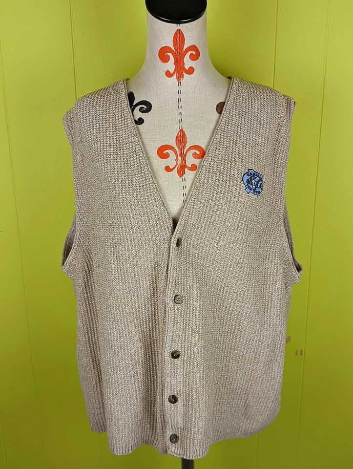 Antigo Colete Suéter Masculino Vantage Club Collection UNC Salto em Alcatrão G Bege Marrom Excelente Estado Usado - Imagem 1 de 4