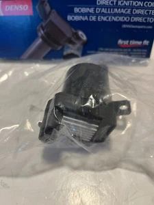 Denso Coil Near Plug 673-7108 for 1999-2007 General Motors Truck/SUV V8 - Picture 1 of 4