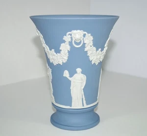 Wedgwood Jasperware Weinrebe Bacchus Vase blau/weiß 6" hoch Vintage England - Bild 1 von 6