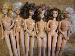 Muñecas Barbie vintage de moda desnuda pelo enredado juguetes Y2K años 90  - Imagen 1 de 13