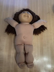 Vintage Cabbage Patch Kids Doll By Coleco Girl Brown Hair And Eyes Xavier Robert - Picture 1 of 7