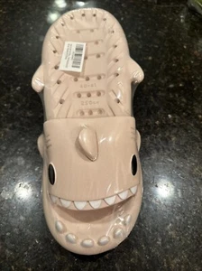 Unisex Shark Slides Cloud Slippers Summer Novelty Size W8.5-9.5 M7.5-8 (329) - Picture 1 of 4