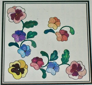Distinctive Pieces Floral PANSY QUILT BLOCK 12" x 12" APPLIQUE PATTERN - Picture 1 of 3