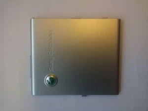 Sony Ericsson w910 W910i Battery Cover Silver 1213-9940 - Picture 1 of 1