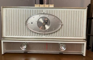 Vintage PHILCO CLOCK RADIO - Picture 1 of 24