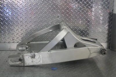 Yamaha YZF R6 2002 basculante trasero brazo oscilante 5MT-22110-01-00 Foto 1 de 4