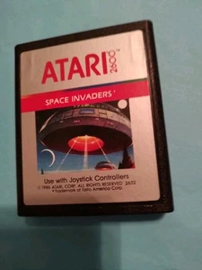 Atari 2600 Game Space Invaders, Silver Label Version, Good Condition - Picture 1 of 5
