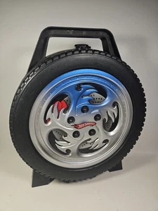Tara Hot Wheels 17 Car Carrying Storage Case 8" x 8" with 7 Cars Pre-Owned - Picture 1 of 6