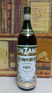 Cinzano Extra Dry Vermouth 1lt 18,5% Anni 70 (92.2025) - Imagen 1 de 7