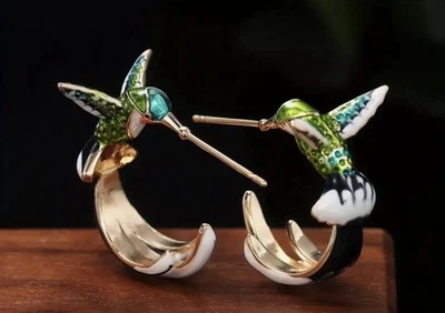 Colibrí Elegante Pendientes Esmalte Con Poste de Acero Quirúrgico Foto 1 de 4