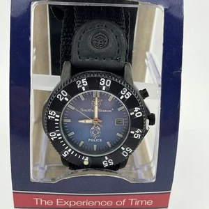 Smith & Wesson Police Uhr Herren schwarzes Band 39mm Gehäuse Hintergrundbeleuchtung - neue Batterie - Bild 1 von 6