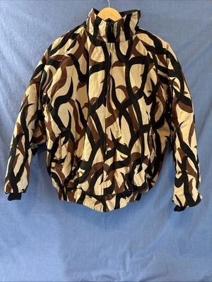 Chaqueta aislante Asat con cremallera cuello alto patrón de camuflaje tribal usada una vez grande Foto 1 de 4