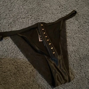 Victoria’s Secret Luxe Lingerie Black Velvet Trim Brazilian Panty Size XL, NWT - Picture 1 of 6