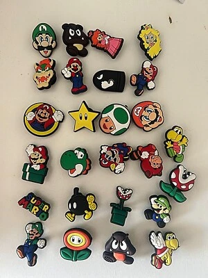 JIBBITZ SUPER MARIO; PREMIUM Croc Charms; BESTE AUSWAHL UK. 3 kaufen und 2 kostenlos erhalten