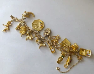 Pulsera pesada de 7,5" vintage de los años 50 Bliss Co. 15 dijes relacionados con el amor 1/20 12 kgf - Imagen 1 de 8