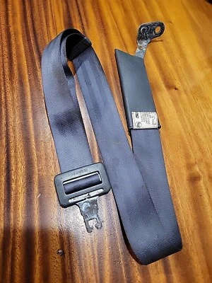 Cinto de segurança central traseiro Toyota Tacoma 1996 cinza P4504b49 - Imagem 1 de 2