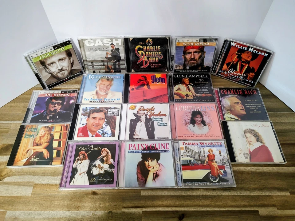 Large Lot of 18 Country Music CDs Willie Nelson, Charlie Daniels, Johnny Cash Foto 1 de 4