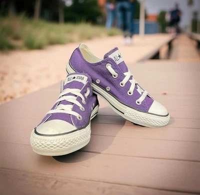 GUC Converse Chuck Taylor All Star Low Top Sneakers Purple Canvas Woman Size 6 - Image 1 of 4