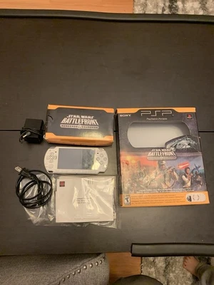 Consola PSP Slim Star Wars Battlefront Renegade Squadron Edición Especial Foto 1 de 4