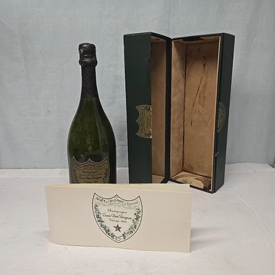 Botella de champán vacía vintage Cuvee Dom Perignon 1985 Francia con folleto de caja Foto 1 de 4