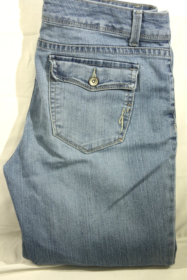 Jeans Style & Co Azul Denim Corte Bota Lavado Medio Mujer Talla 8P Foto 1 de 4