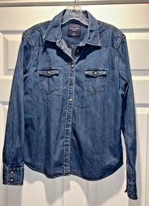 American Eagle Favorite Fit Denim Button Up Shirt Pockets Western Cowgirl Large - Picture 1 of 17