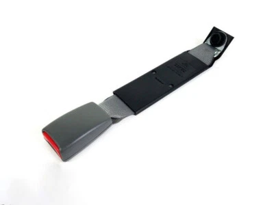 OEM MOPAR REAR INNER SEAT BELT BUCKLE 06-08 RAM 1500 06-10 RAM 2500 W/ QUAD CAB - Image 1 of 4