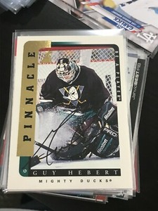  1996-97 Be A Player Autographs #61 Guy Hebert DUCKS!
