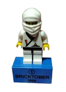 2011 Lego Bricktober Minifigura Imán Princesa Ninja #1 (1999) Usado Raro Difícil de encontrar - Imagen 1 de 2